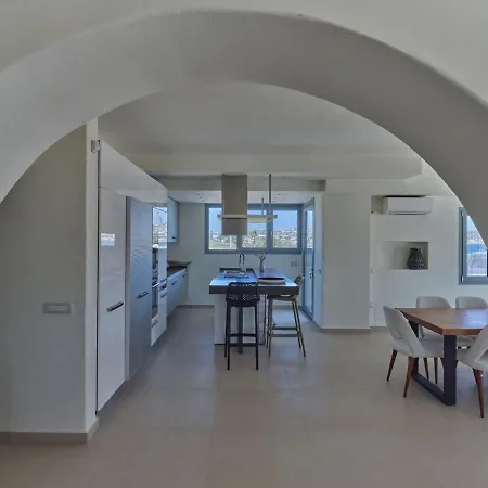 Villa La Waterfront Isterni (Paros)